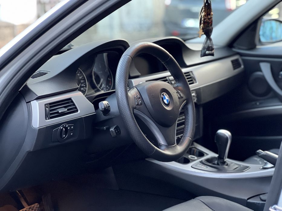 BMW Seria 3 E90 , 2008 , Cutie Automata , Full Options