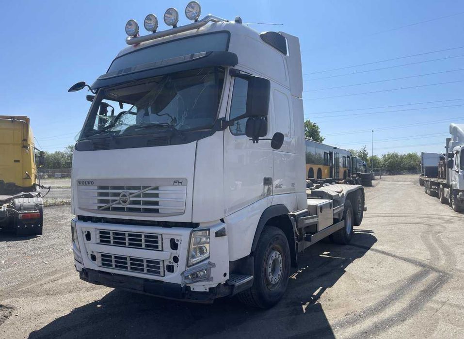 Dezmembrez VOLVO FH / piese camion VOLVO /piese motor VOLVO