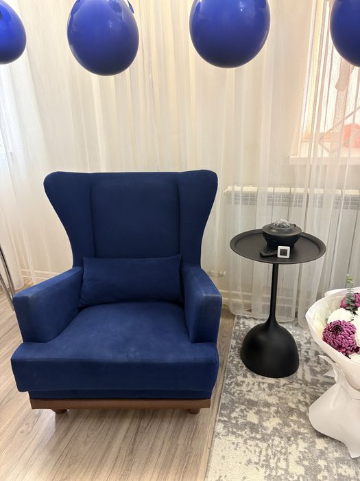 Продам кресло , очень красивое стильное.