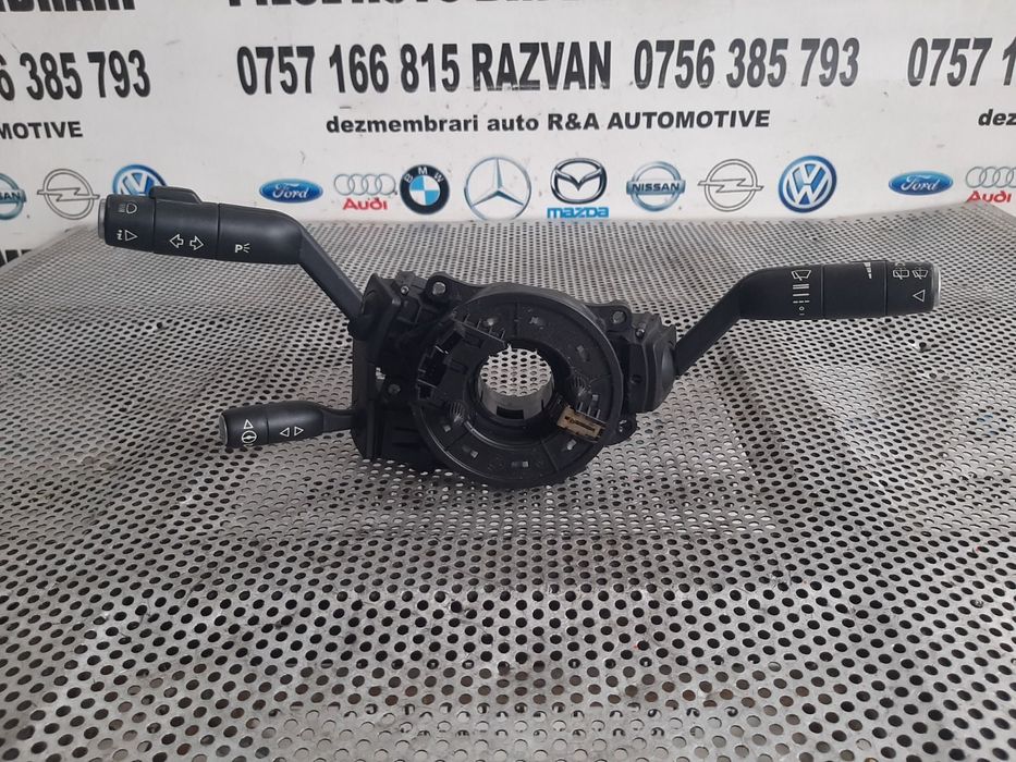 Banda Spira Spirala Volan Airbag Szl Maneta Stergatoare Semnalizare Land Rover Range Rover Vogue L322 Volan Stanga An 2005-2006-2007-2008-2009-2010-2011 Dezmembrez Land Rover Range Rover Vogue 3.6 Tdv8 Motor 368DT An 2005-2006-2007-2008-2009-2010