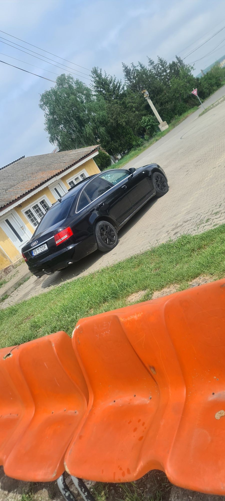 Vând Audi a6 2.0 tdi