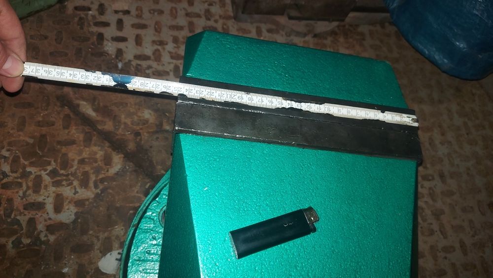 Большие усиленные станочные тисы СССР