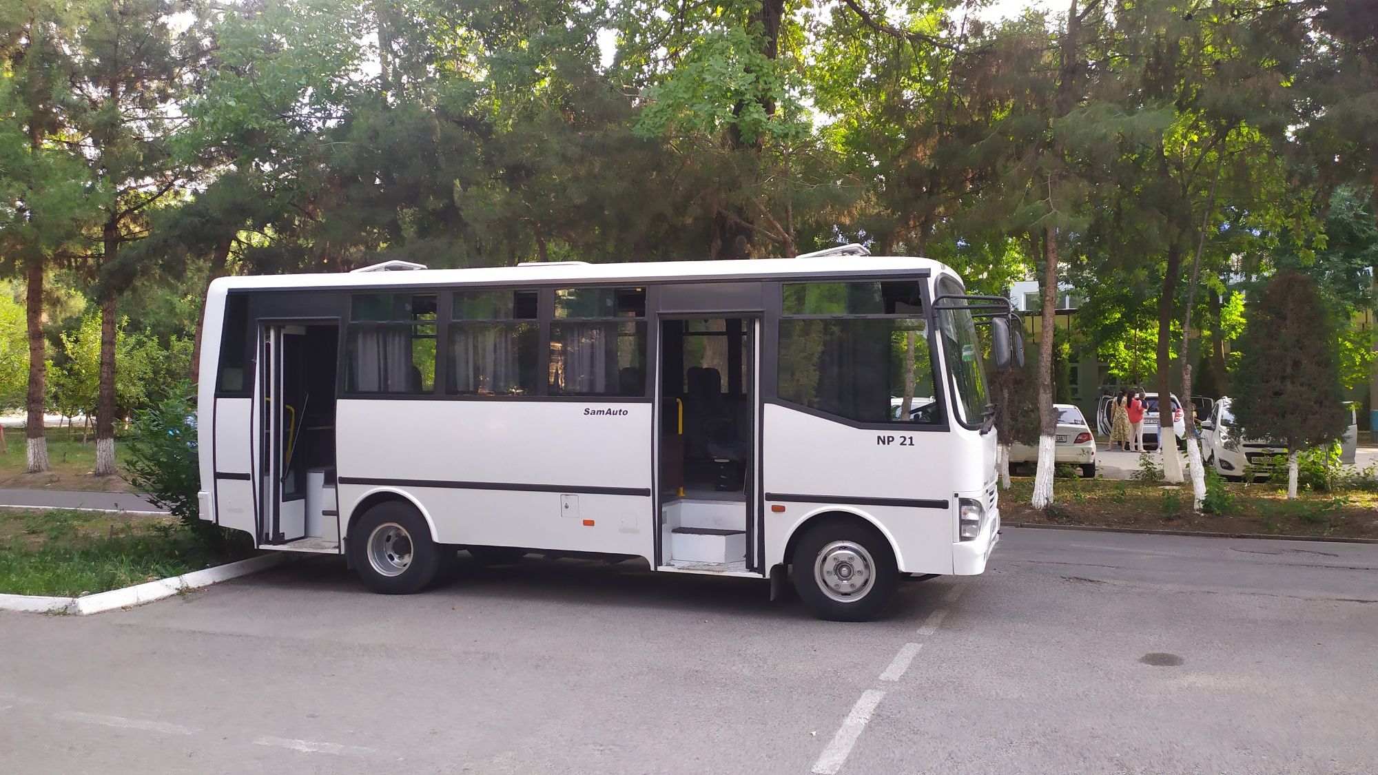 Avtobus Buyurtmasi  Isuzu