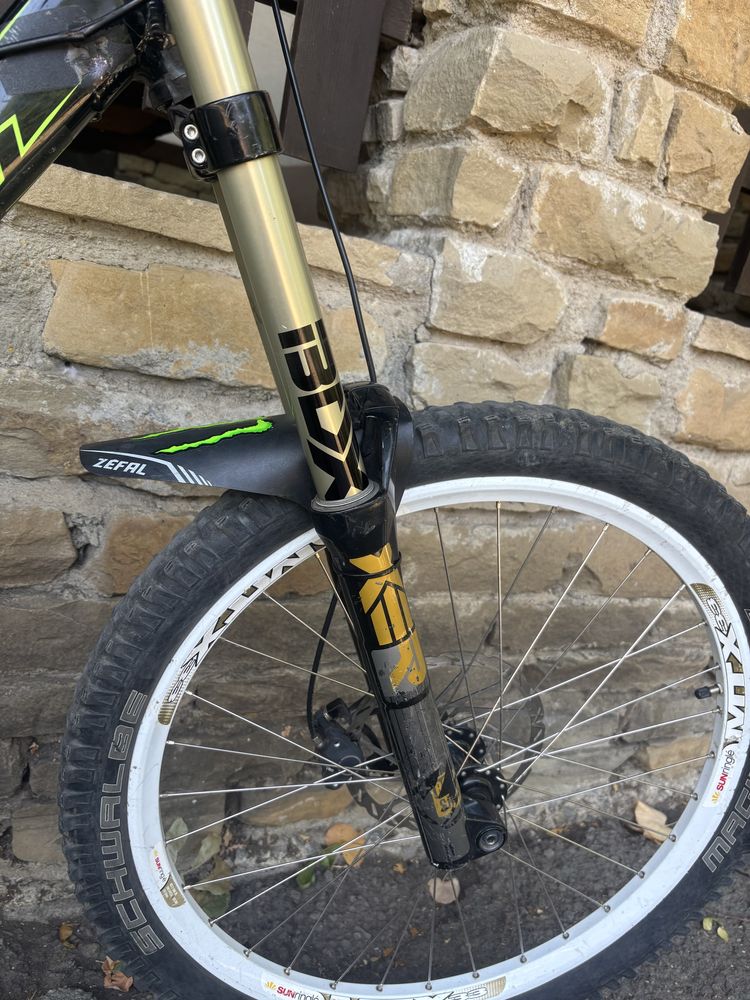 Kona Stab deluxe