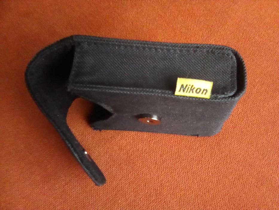 Gentuta originala aparat foto NIKON model 2