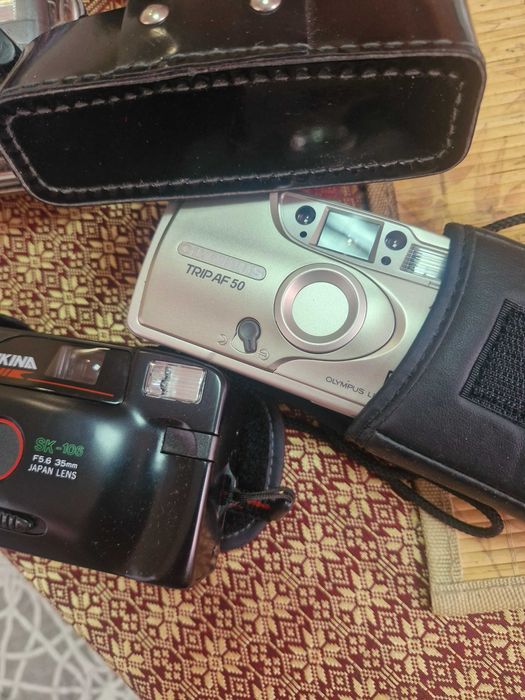 Продават се фотоапарати