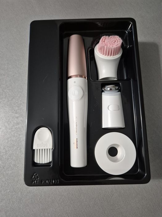 Epilator Braun FaceSpa Pro SE912 (epilarea, curățare, tonifiere ten)