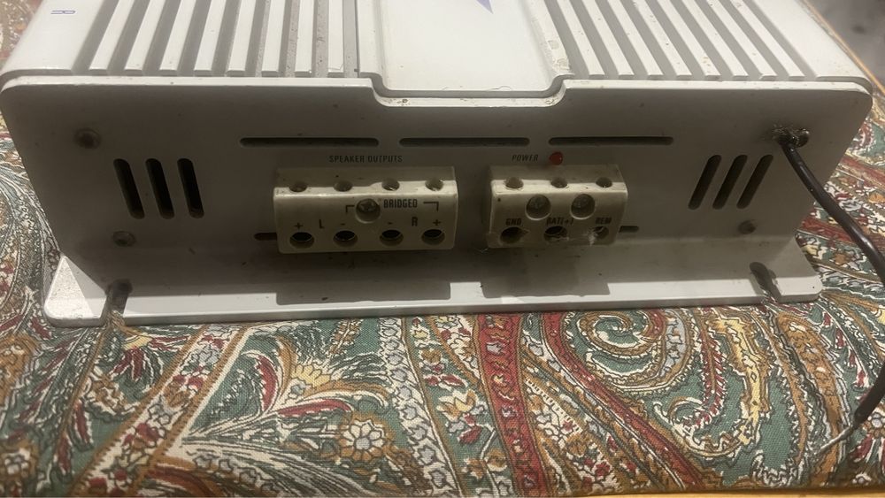 Амтоусилвател JBL GTS 150