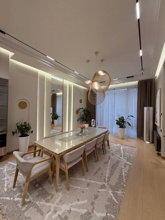 Дом 5 комнат, 450м² Мирзо Улугбекский район, Центр Луначарского