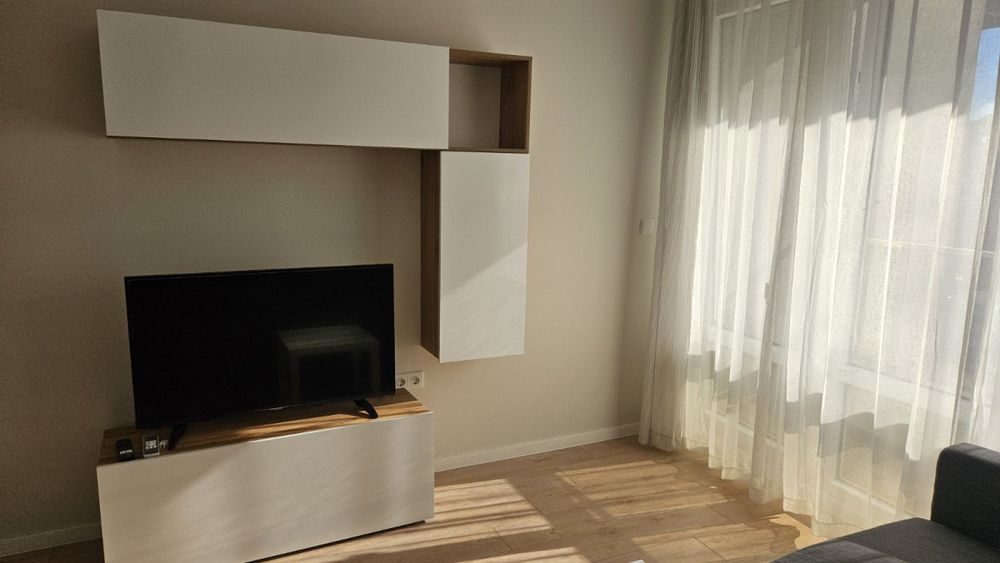 Дава се под наем Двустаен апартамент в Варна, Бриз - 55 кв.м за 408 € - Снимка #1