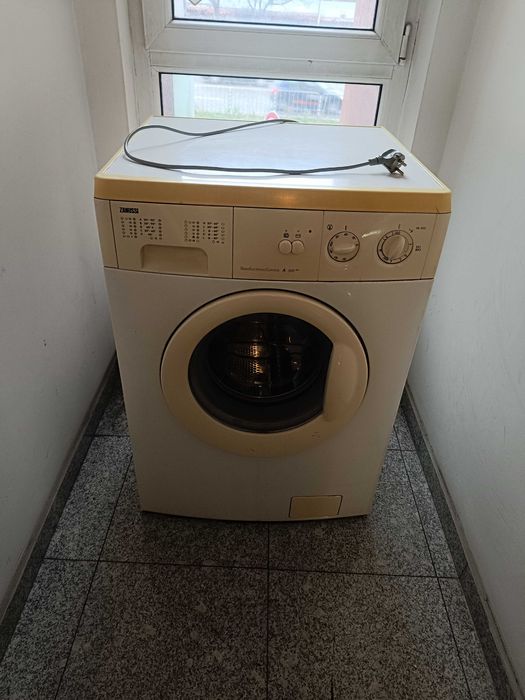 Пералня Zanussi модел Fa 523