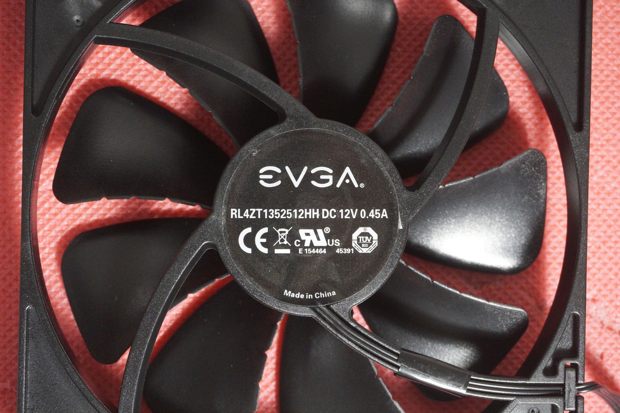 [АМ4, АМ5] 280mm водно охлаждане, охладител EVGA CLC / вкл ДДС
