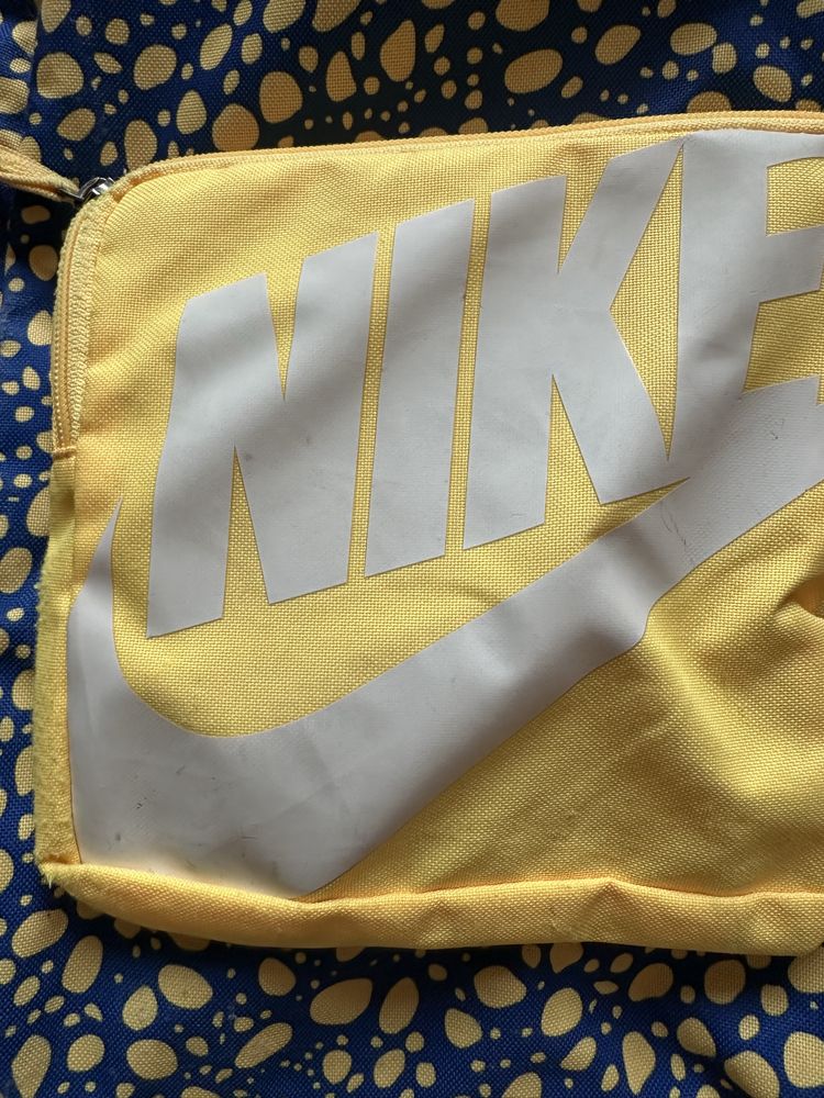 Детска спортна раница Nike