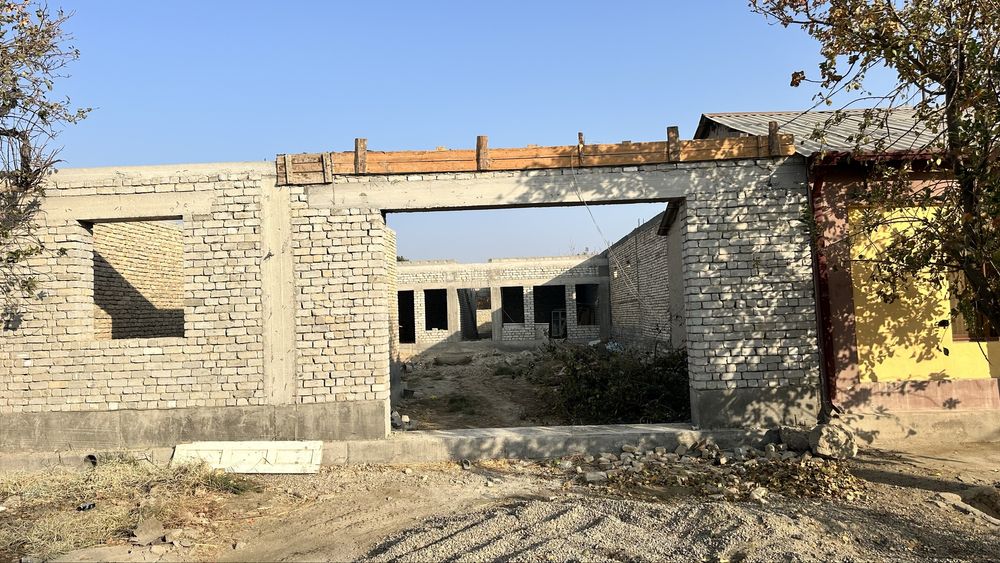 Uchastka joy sotiladi