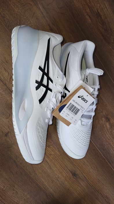 Vând, adidași sport noi