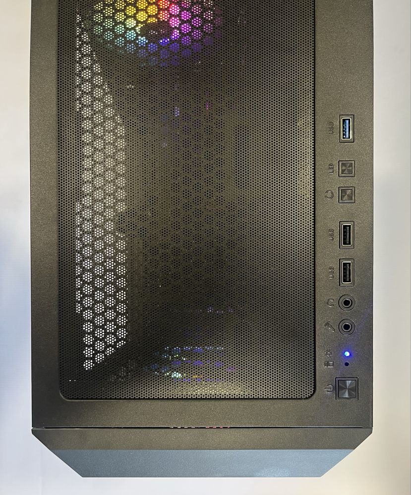 Геймърски компютър AMD Ryzen 5 3600, RX 6600 8GB, 16GB ram