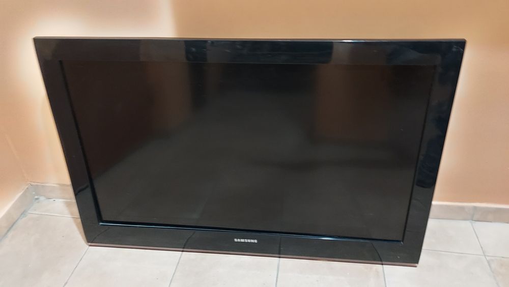 Плазменые телевизоры все за 8000