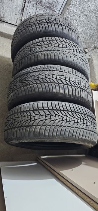Cauciucuri Hankook Winter I'cept Evo3 de iarna 255/55/19.
Dot -