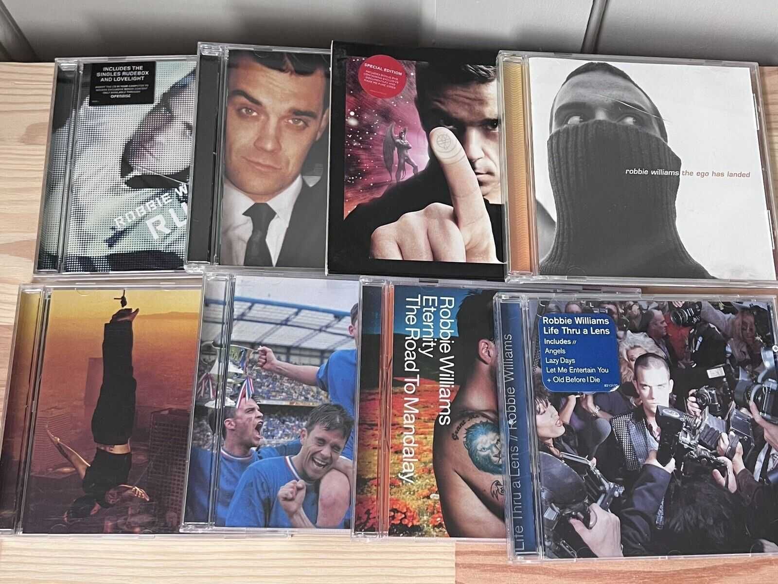 Robbie Williams , 7x cd albums, 1x cd single , 1x DVD single