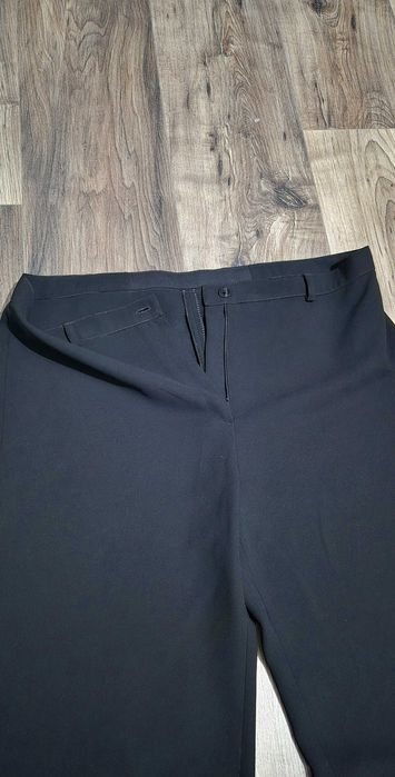 Pantaloni eleganti negri marimea XL