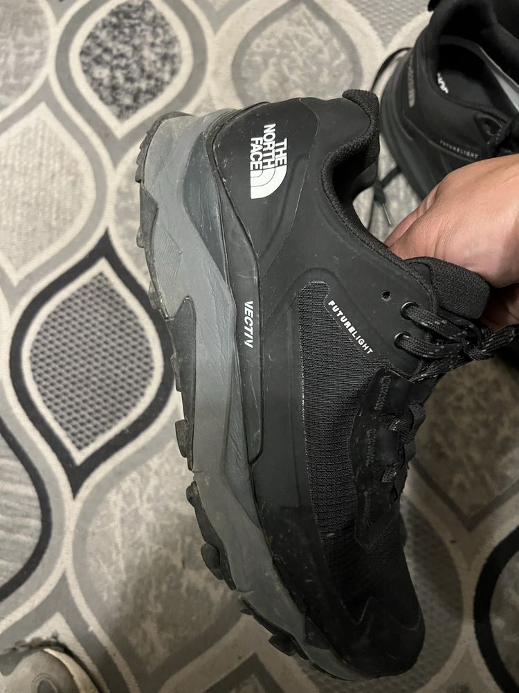 The north face  Vectiv exploris II  42,5-46 номер