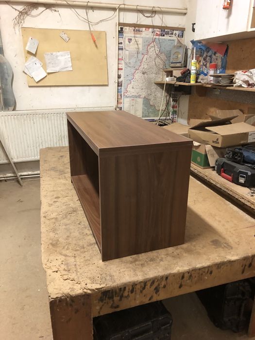 Masuta pentru cafea si comoda tv din pal melaminat ( noua !! )