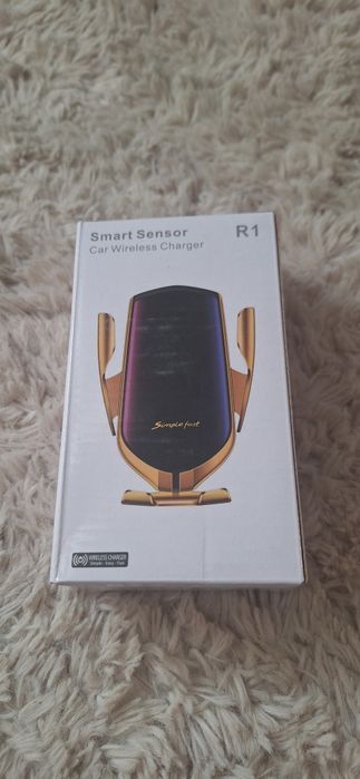 Suport telefon cu incarcare wireless/30 lei