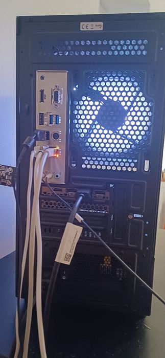 OFERTA BLACK FRIDAY PC Gaming Rtx 3060 ti, 5800x, 32gb Ram