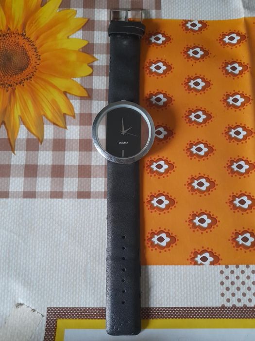 Ceas pentru femei cu curea din piele ecologica