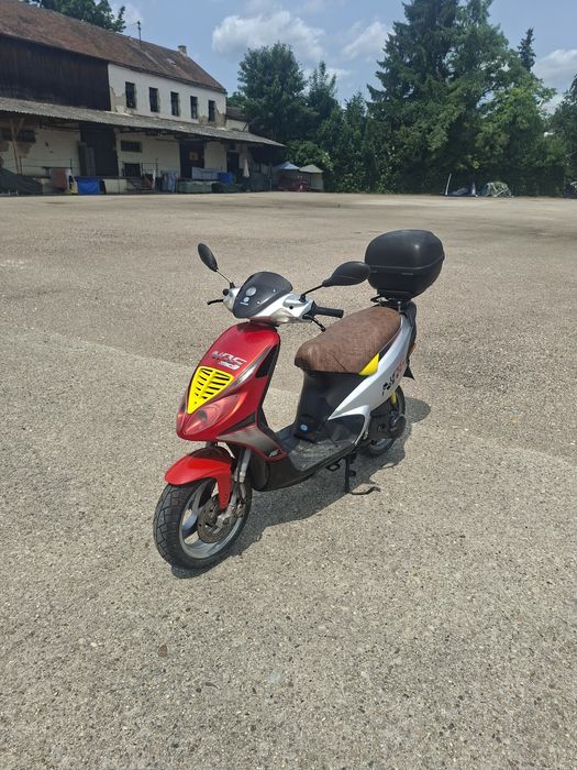 Vând Piaggio Nrg 3