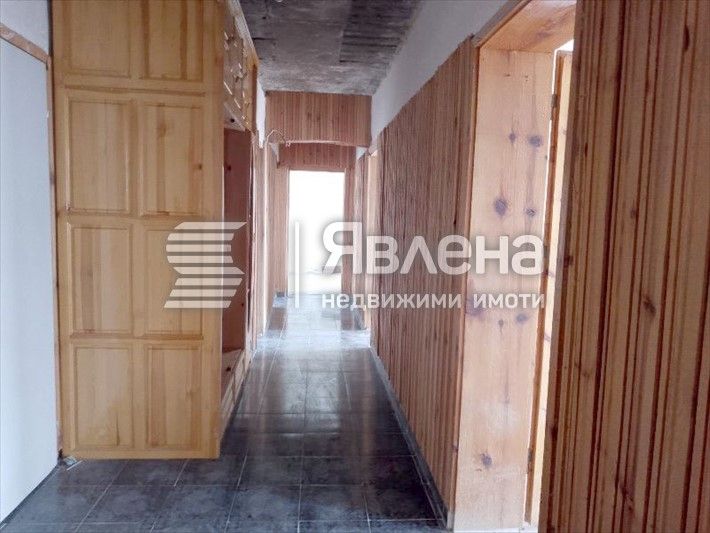 Продава се Многостаен апартамент в Благоевград, Освобождение - 160 кв.м за 938 €/кв.м - Снимка #8