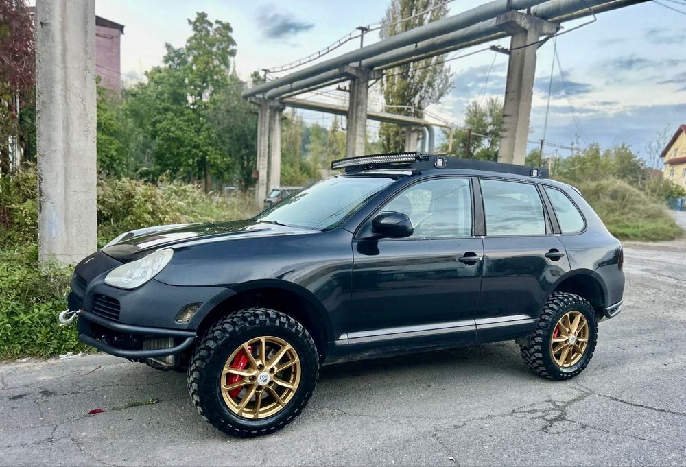 Vand Porsche Cayenne Turbo Off-Road !