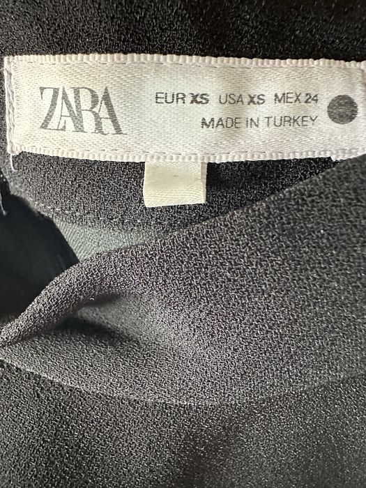 Елегантна рокля Zara XS