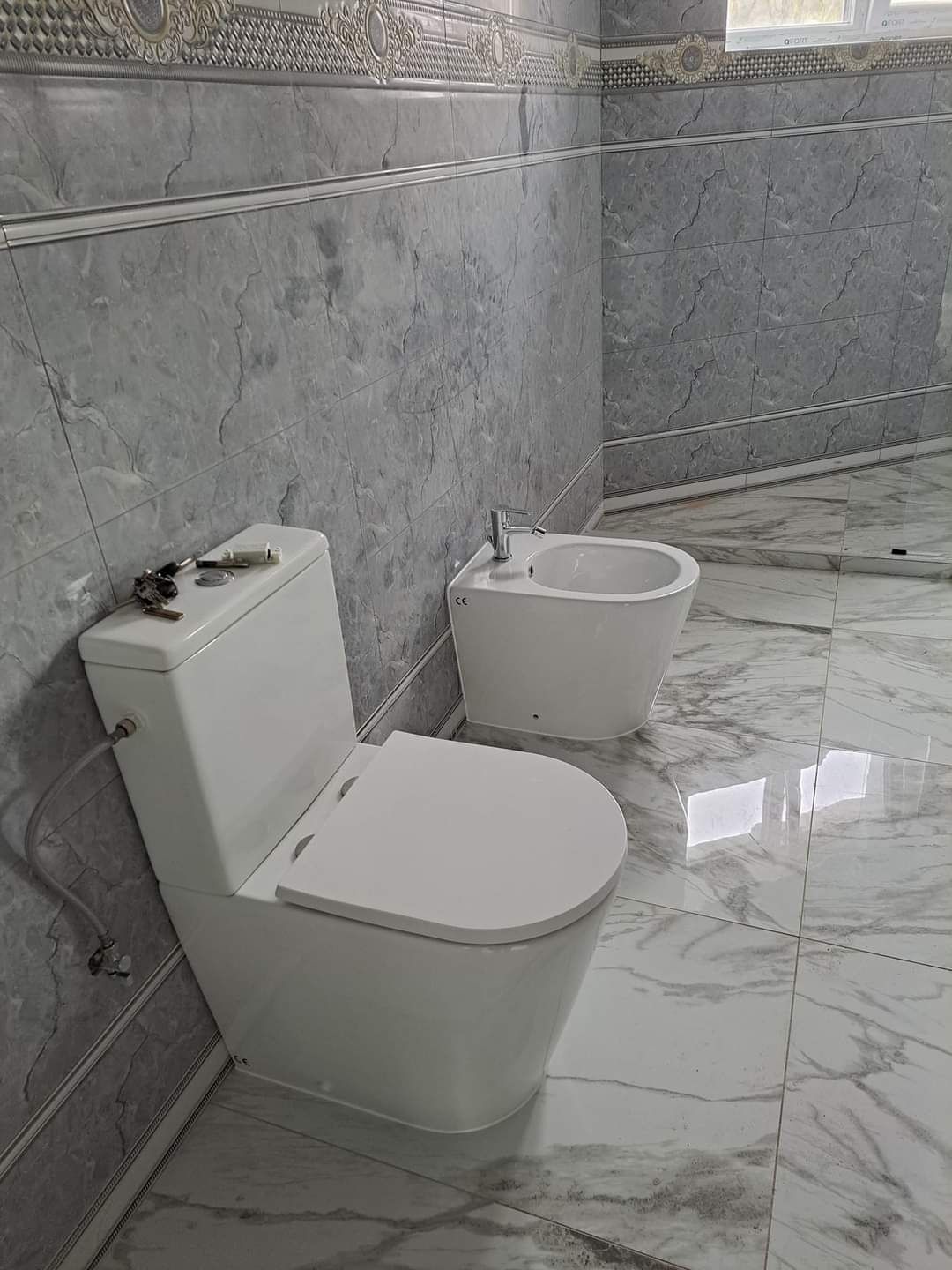 Instalator sanitare și termice