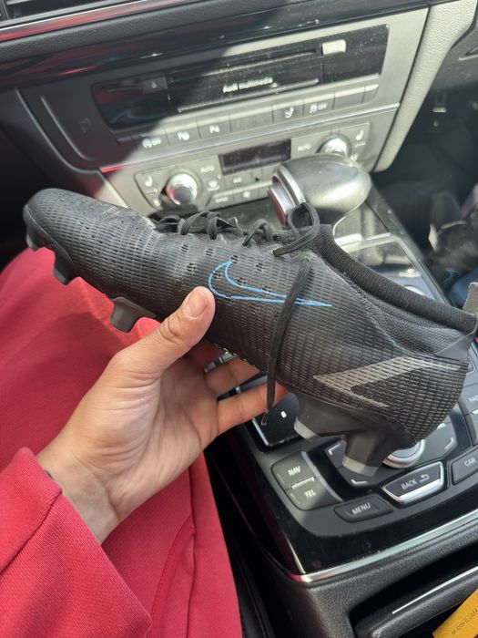 Бутонки Найк 45 номер