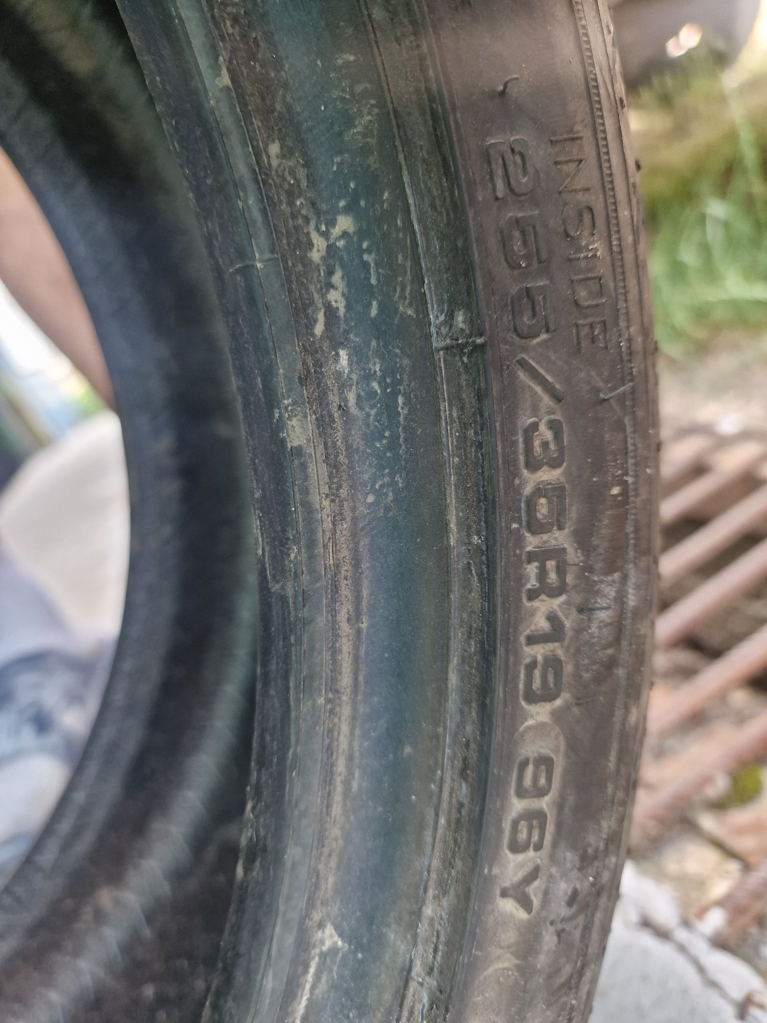 Anvelopă 255/35R19 marca Goodyear