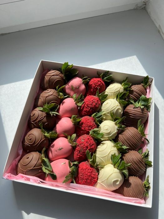 Подарок для всех Клубника в шоколаде заказать Алматы