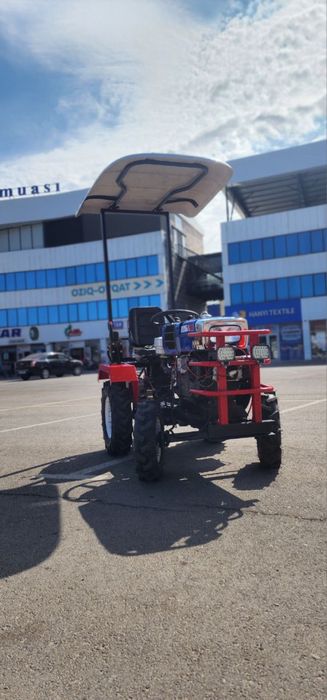 Mini traktor (Zubr motoblok asosida yig‘ilgan, yangi)