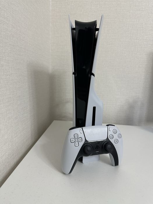 Ps 5 Slim в идеальном состоянии