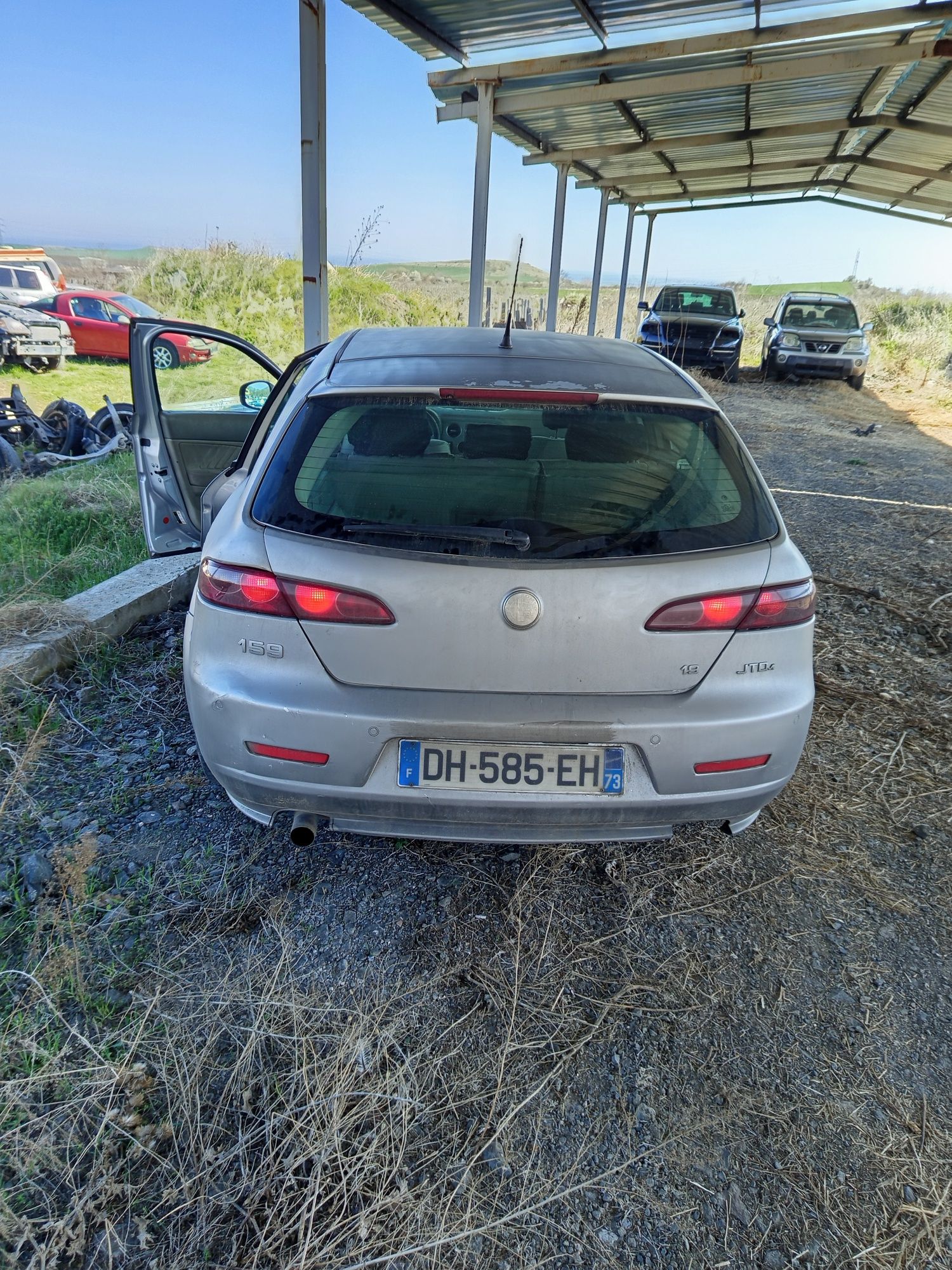 Alfa Romeo 159 1.9 jtd 120 коня