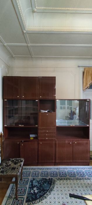 Mehmonhona mebeli, holati òrta iwlatsa bòladi