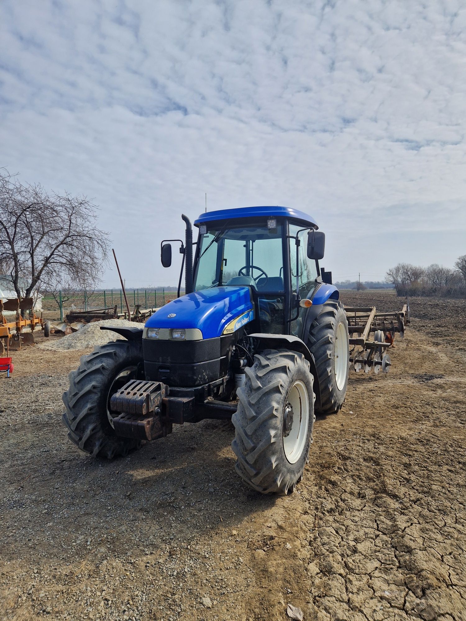 Tractor new holland td 5050