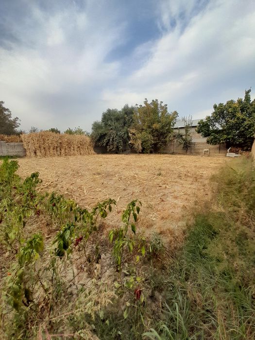 Участка сотилади