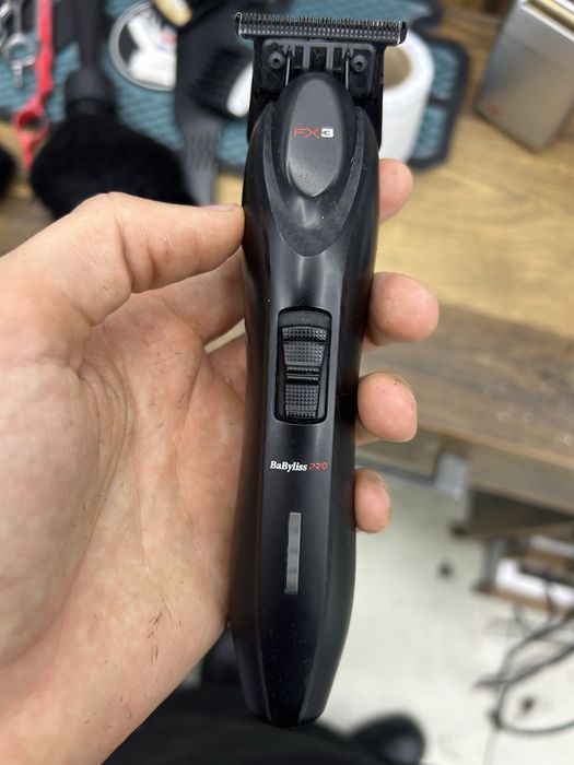 Masina de contur Babyliss