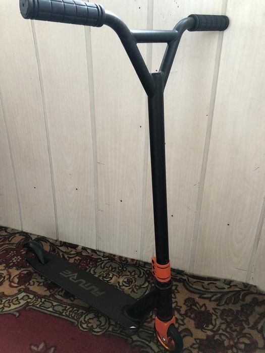 Продам самокат. Состояние отличное. 10 000 тг.