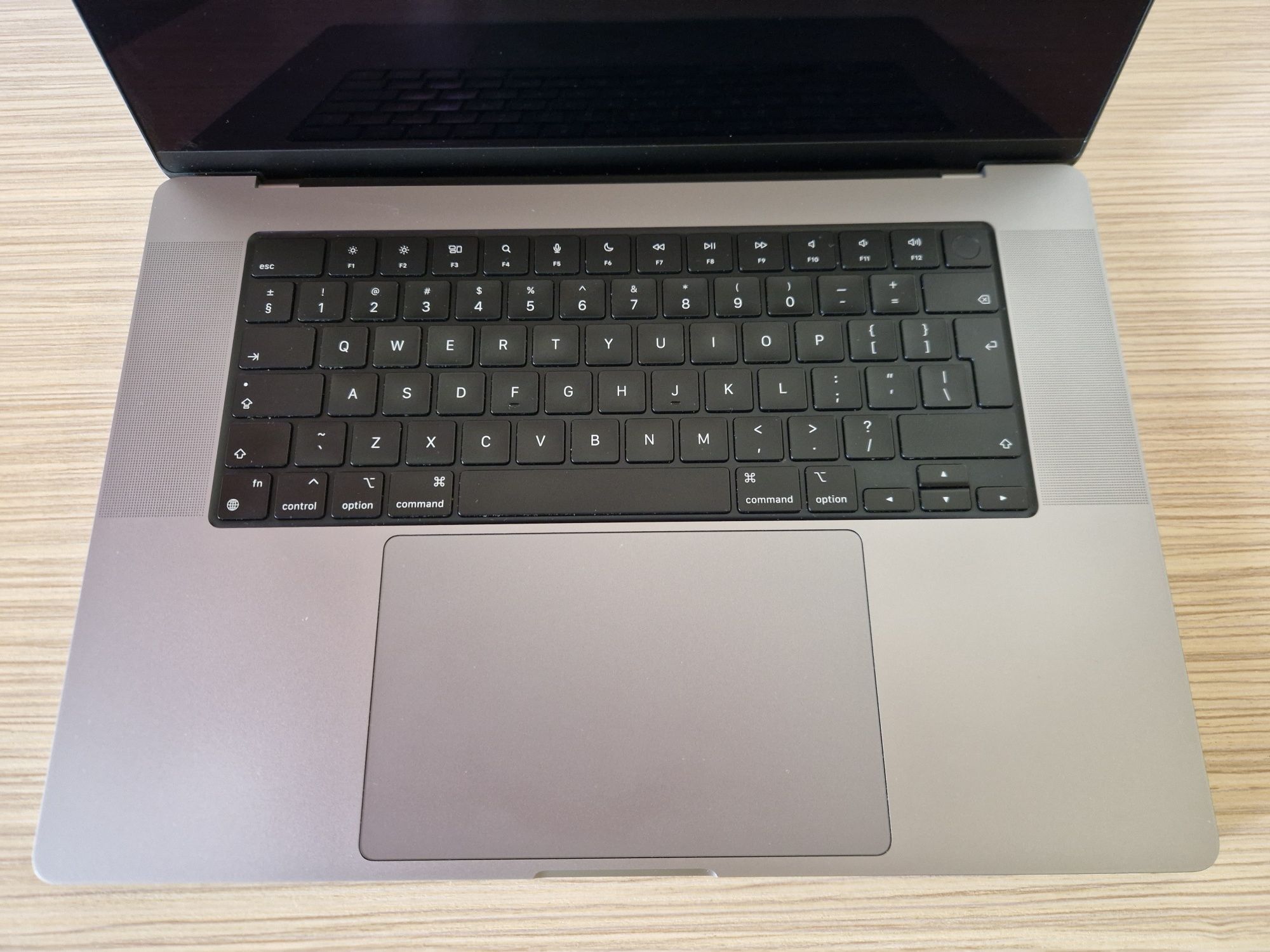 Apple MacBook Pro 16'' 2021 M1 32GB RAM 512 GB Storage