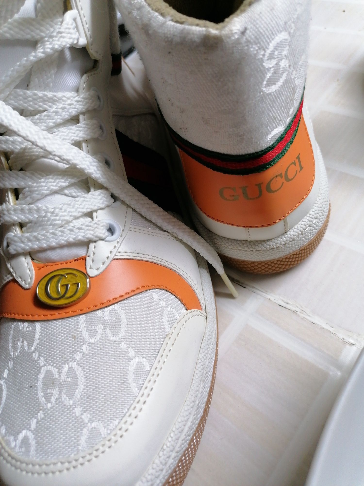 Adidași Gucci originali