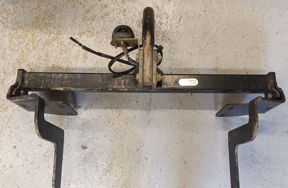 Cârlig remorcare Peugeot 308 bosal