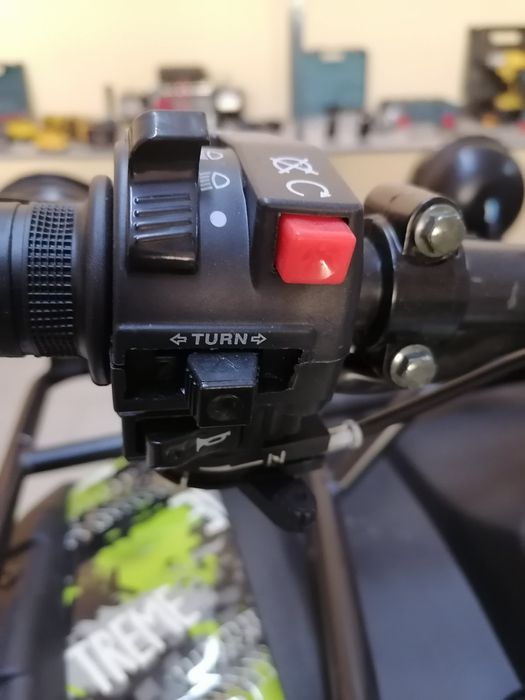 Бензиново АТV 250 cc GRIZZLY с двигател Shineray и водно охлаждане

Бе