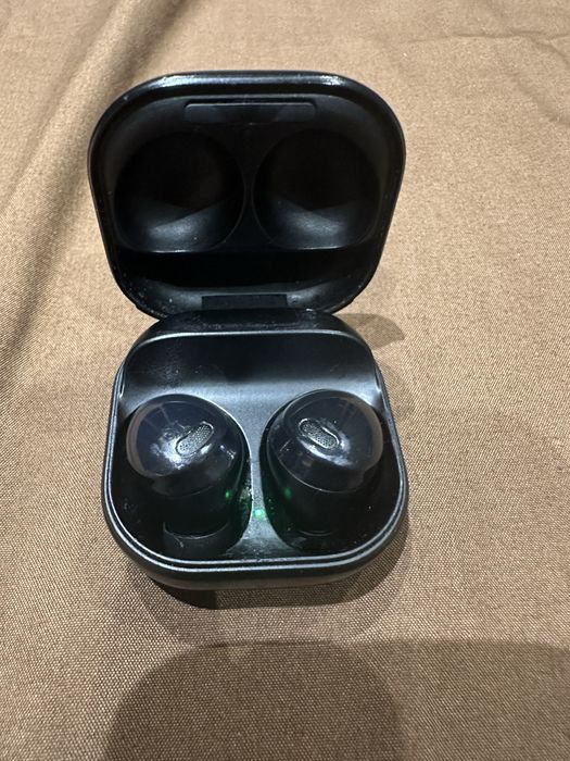 Продаю samsung galaxy buds pro ориг